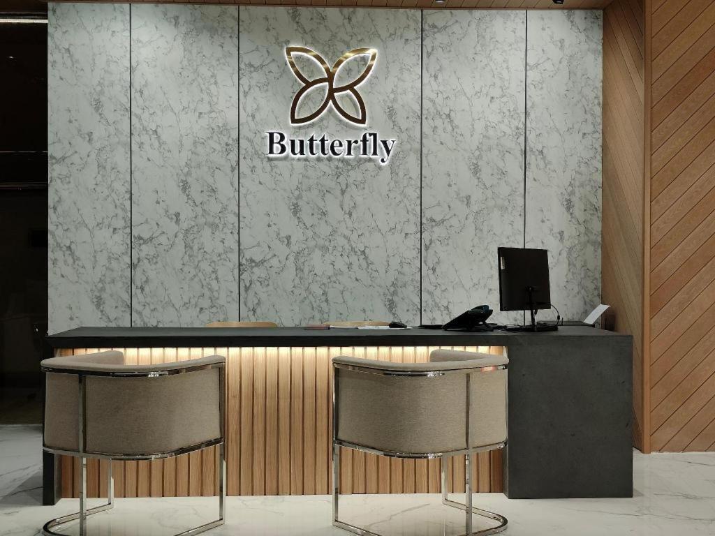 Butterfly Hotel Betong Ban Komo Sip Paet Buitenkant foto